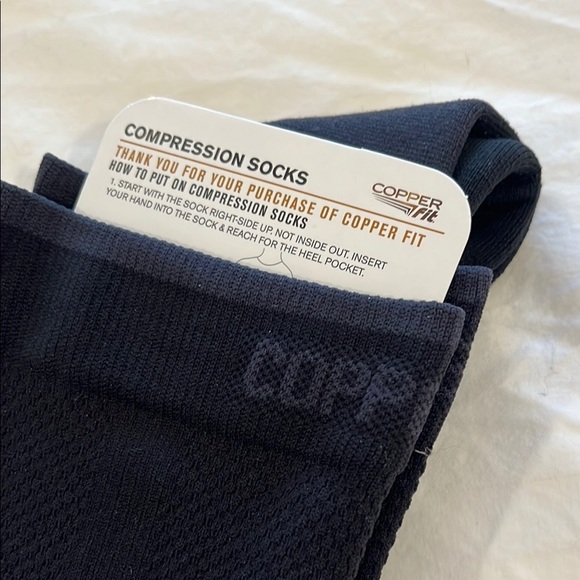 Copper Fit Black Athletic Energy Compression Socks Unisex Great for Travel! - Picture 8 of 8